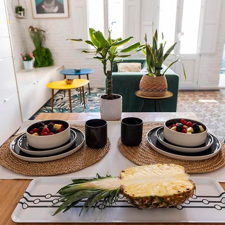 Enchanting 2 Bedroom Flat With Terrace Near Placa Espanya Barcelona Bagian luar foto