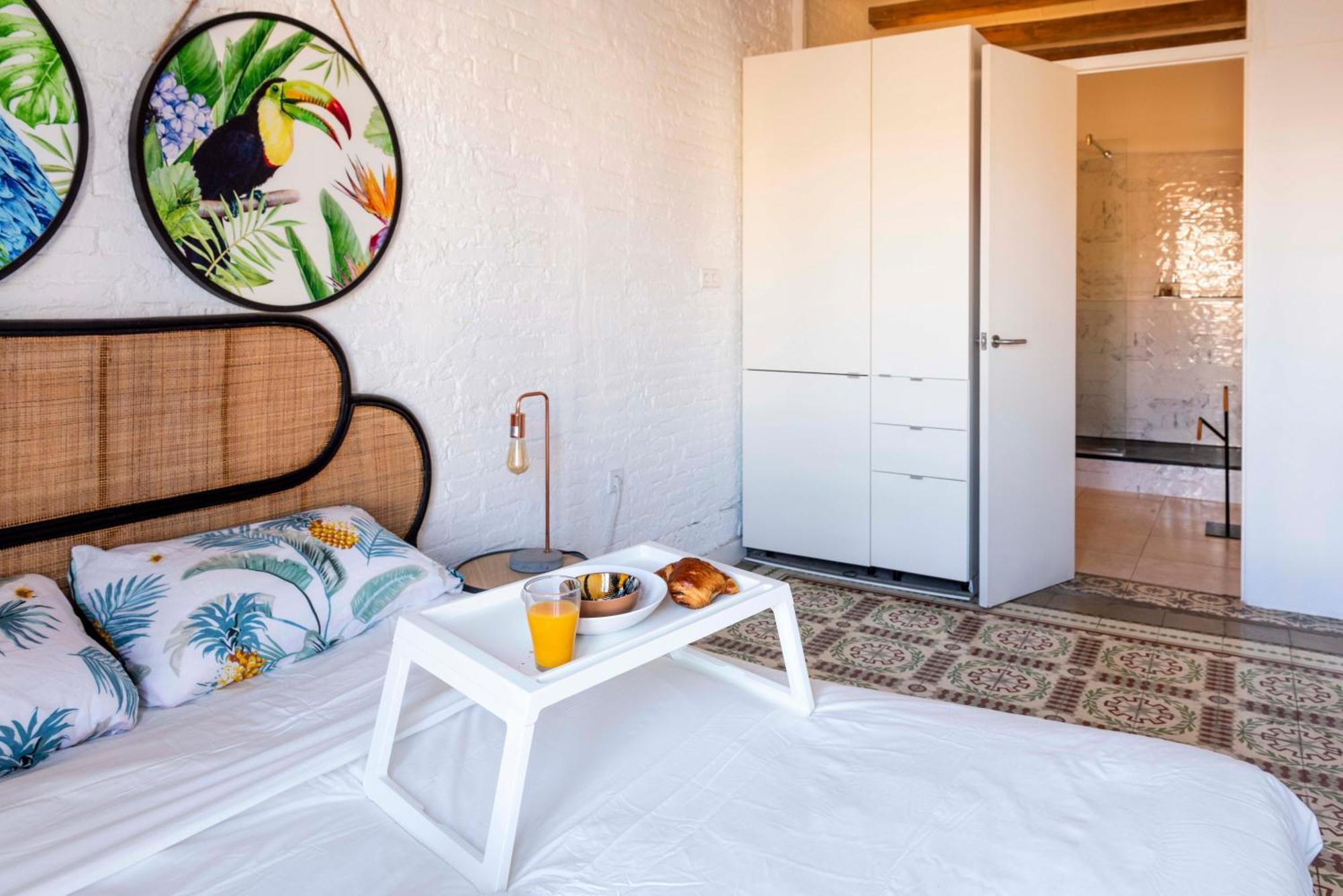 Enchanting 2 Bedroom Flat With Terrace Near Placa Espanya Barcelona Bagian luar foto