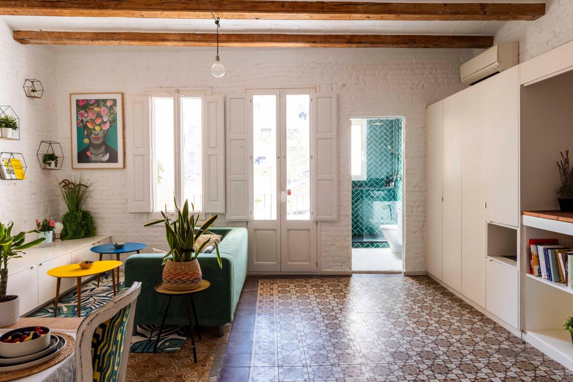 Enchanting 2 Bedroom Flat With Terrace Near Placa Espanya Barcelona Bagian luar foto